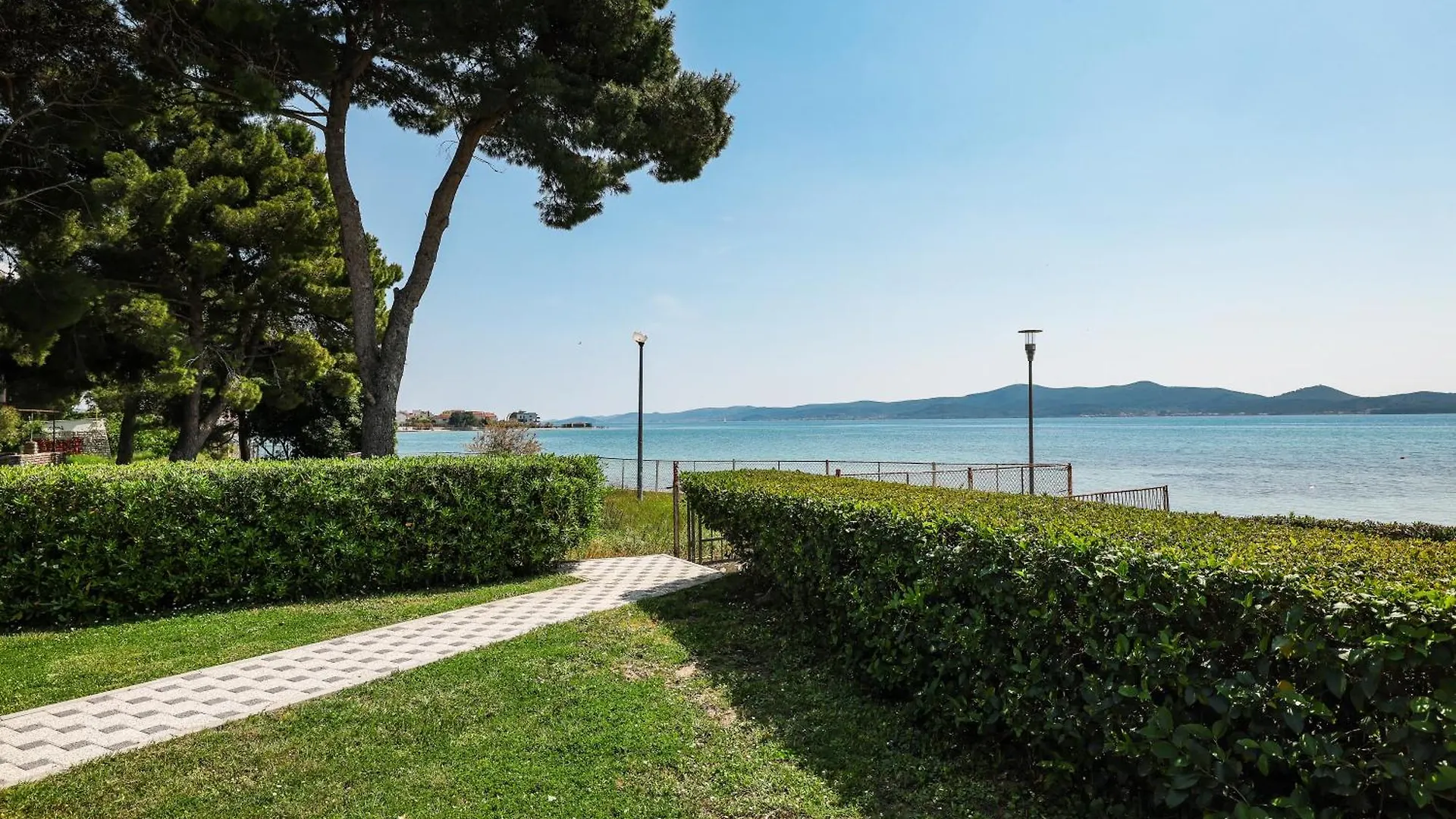 Apartments Becky On A Sandy Beach Without Crowd Sukošan